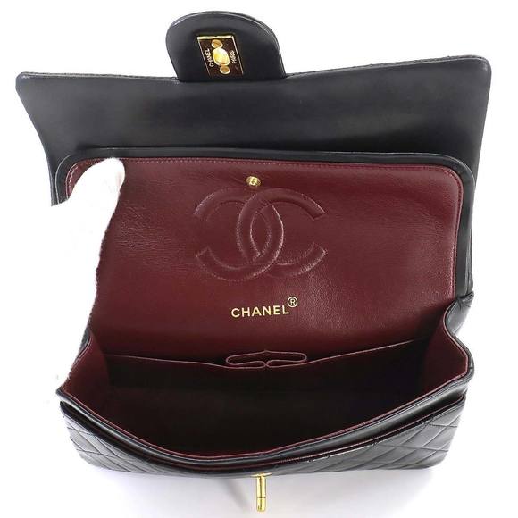 CHANEL Matelasse 25 Chain Shoulder Bag Leather Black A01112 Gold Hardware Vin... - Picture 7 of 9